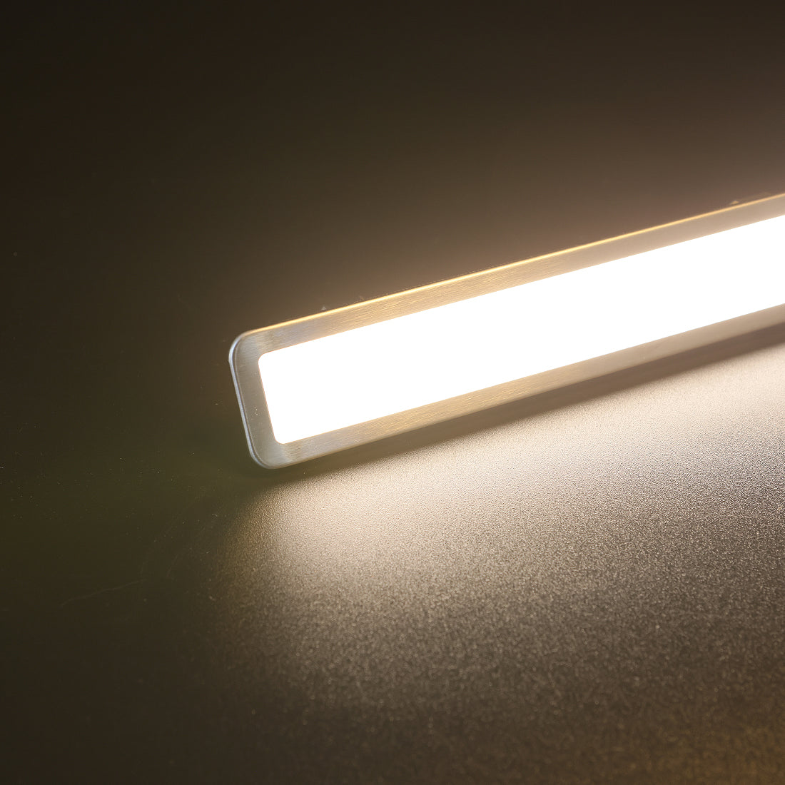 Range hood LED light 12V long tube plastic EDEG423